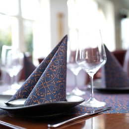 Mrkebl/Kobber "Claudio" linclass serviet, middagsstr. 50 stk.