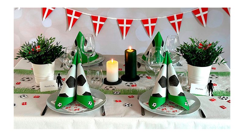 Borddkning Fodbold og flag