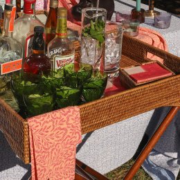 Stofdug, vendbart stof fra Caspari, pink/orange.