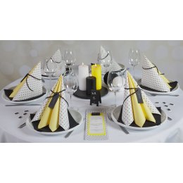 Borddkning Prikker og Gul