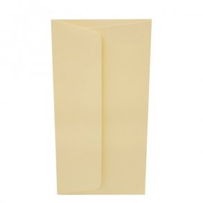 Cremefarvet kuvert, M65